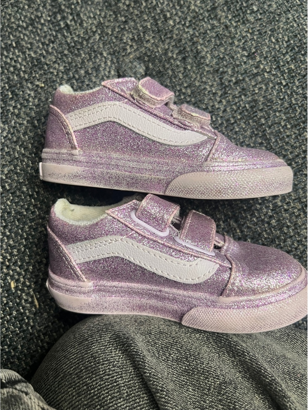 Vans toddler glitter size 5 Old Skool V sneakers lavender